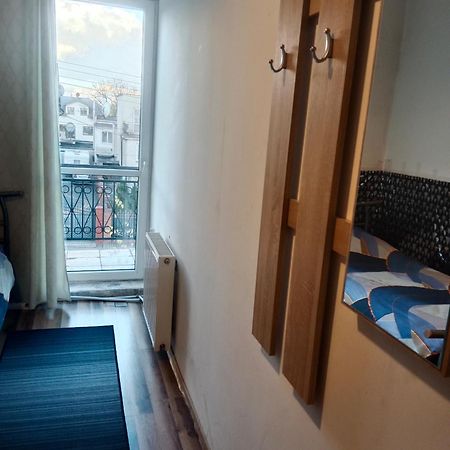 Bed and Breakfast La Madriguera Raszyn Zewnętrze zdjęcie