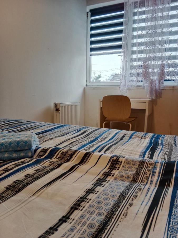Bed and Breakfast La Madriguera Raszyn Zewnętrze zdjęcie